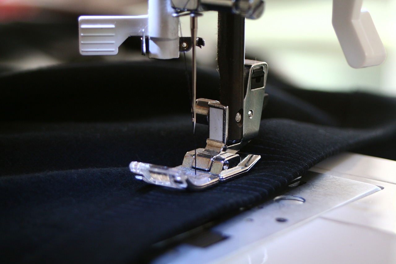 Come si usa una macchina per cucire? - Blog Industrialdiscount.it